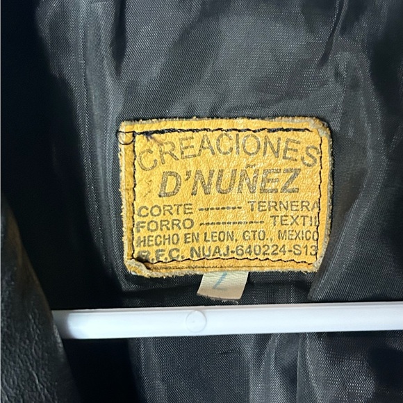 Sold - Picture 2 of 7